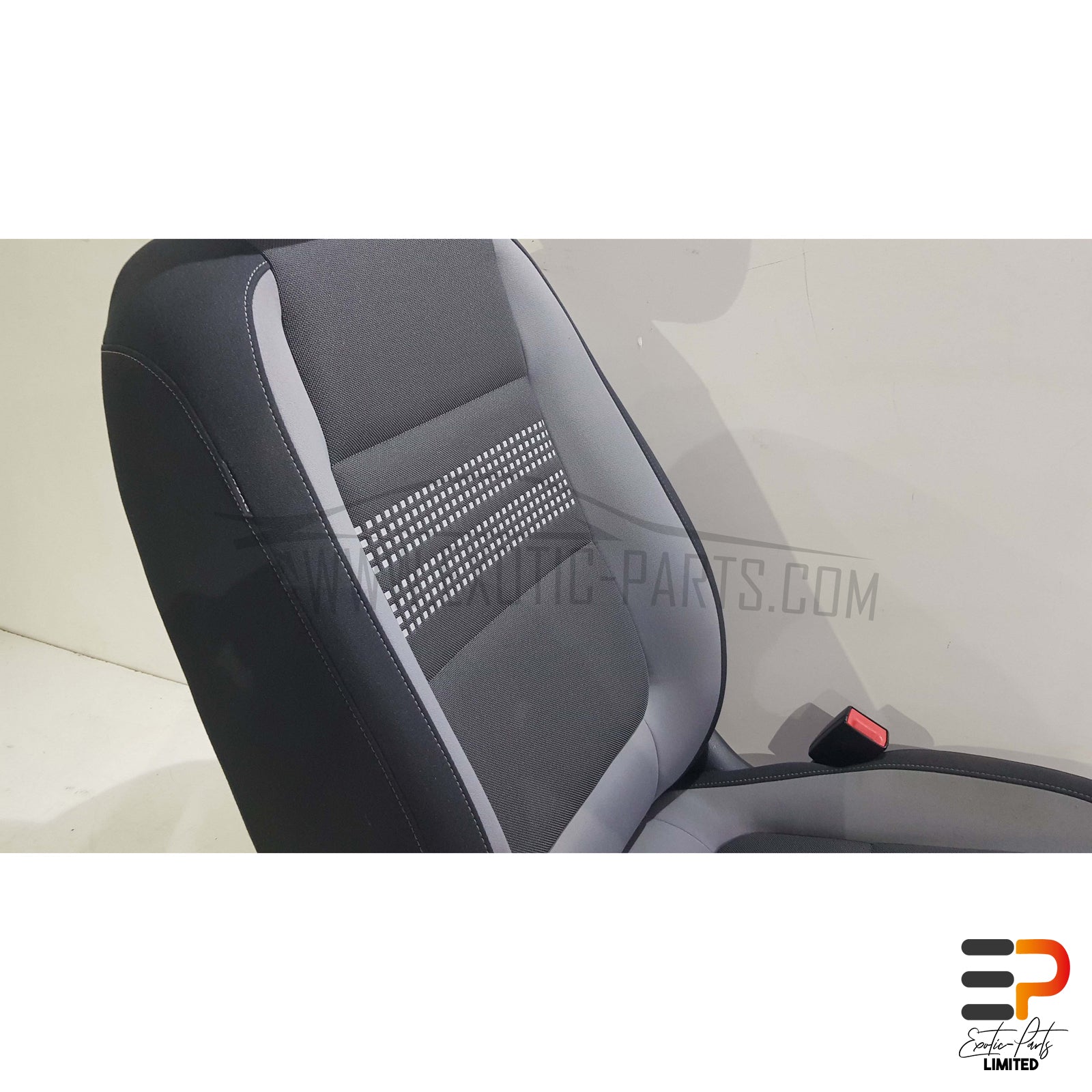 VW Golf VI Mk6 Plus 1.4 TSI DSG Passenger Seat Cloth Black / Grey Front Right picture 6