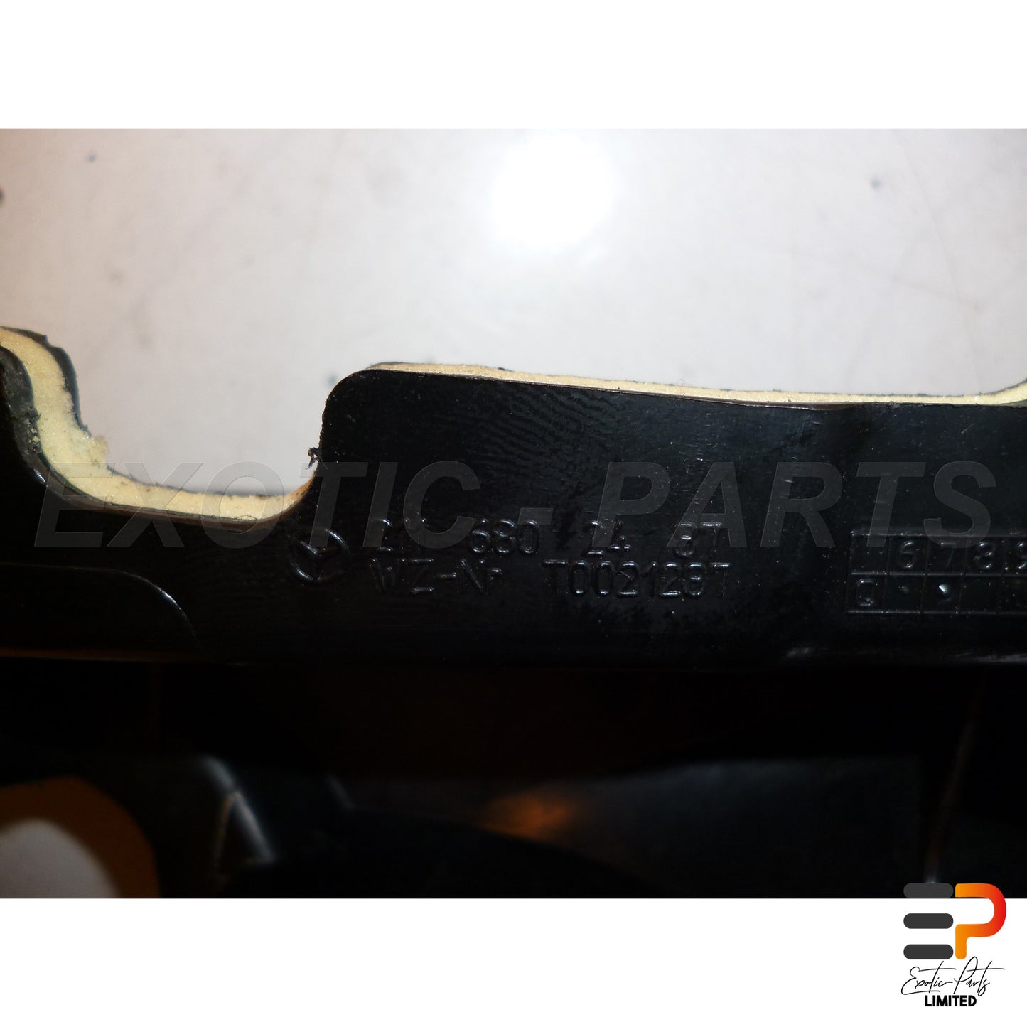 Mercedes Benz E320 T CDI Avantgarde W211 Dashboard Lower Part A2116802487 picture 6