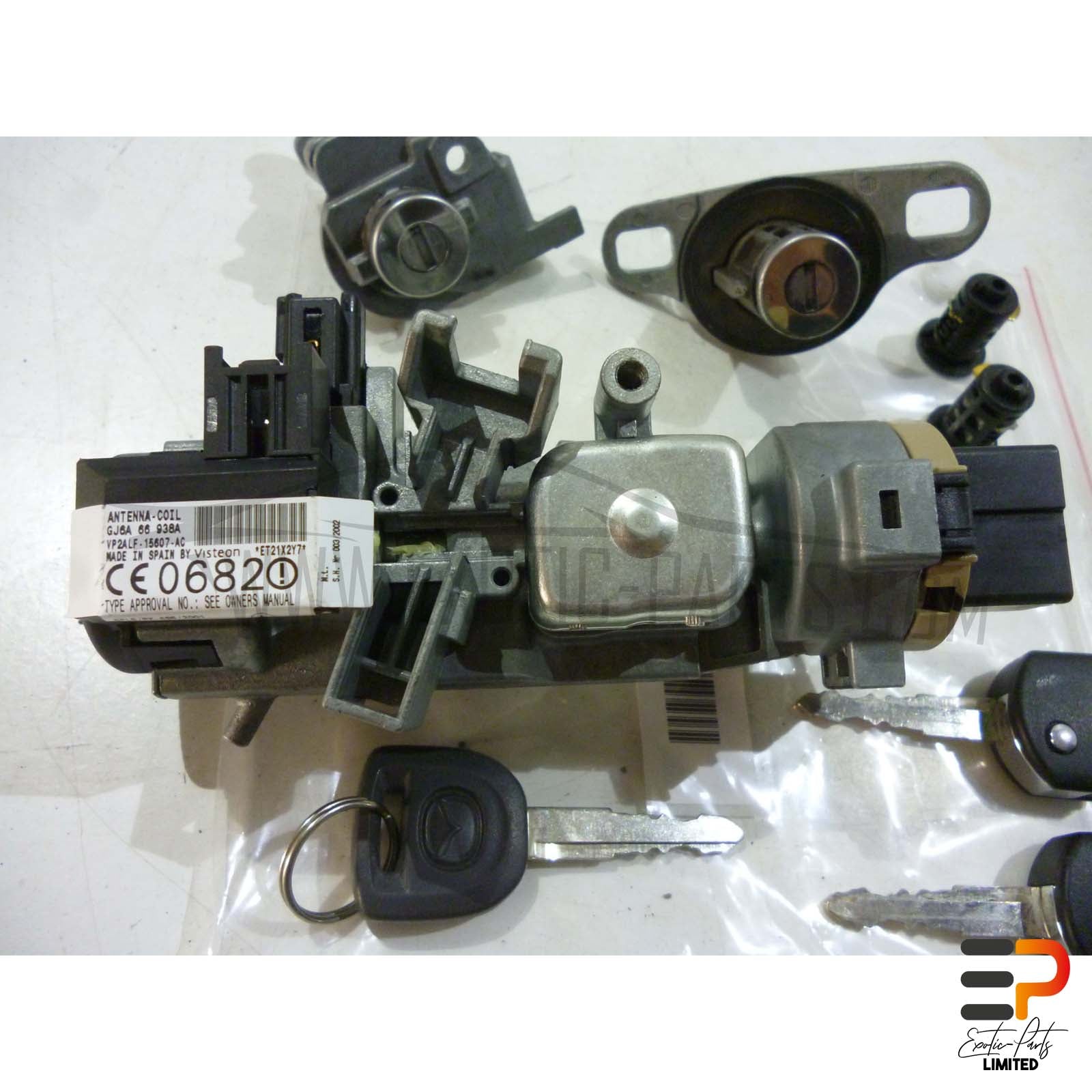 Mazda RX-8 SE 170 KW Lock Set With Key GJ6A-66-938A picture 7